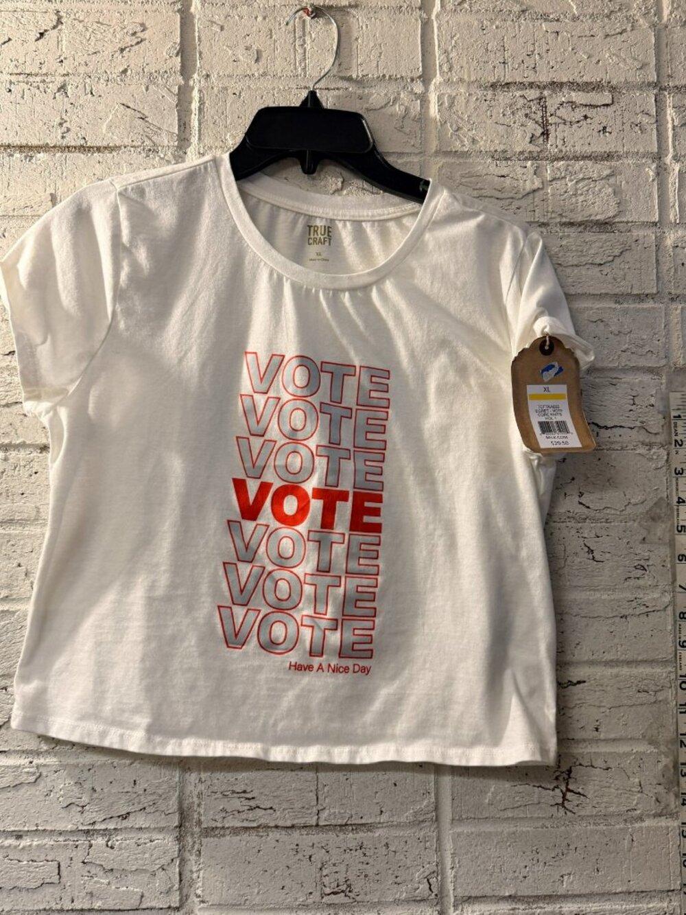 True Craft Womens XL Vote Graphic Tee White Red Election Voting T Shirt